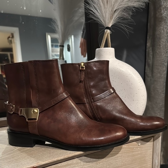 Ecco Brown Leather Ankle Boots with Buckle - Picture 1 of 11